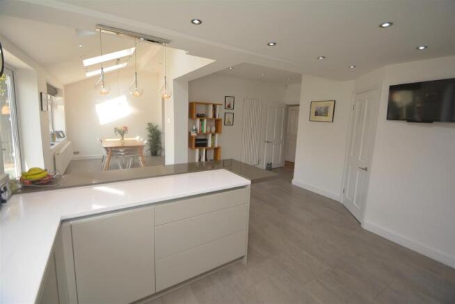 Living/Dining Kitchen