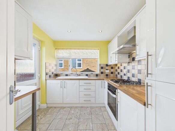 10, Oaklands, Bridgnorth photo 4