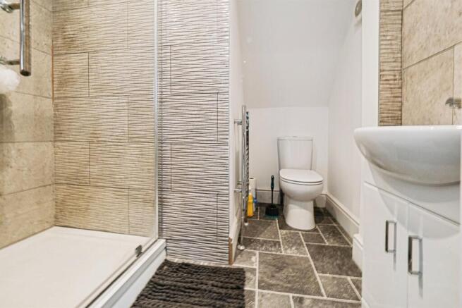 3 bed Semi-Detached for sale Image 10