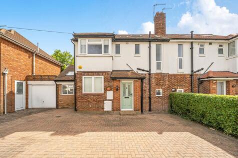 Raydean Road, New Barnet, EN5
