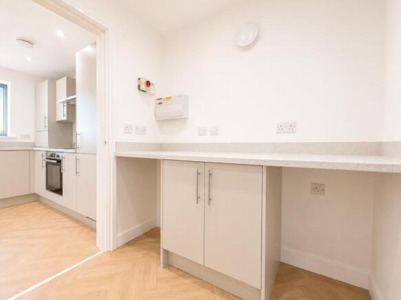 3 bed Detached to rent Image 7