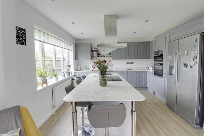 new kitchen.jpg