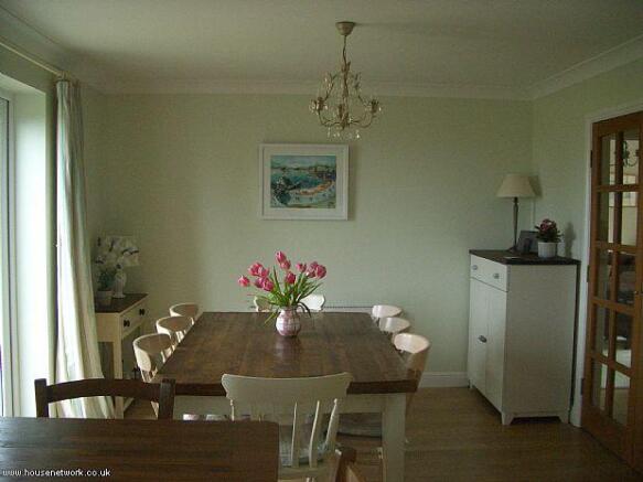 Kitchen adjoining dining room