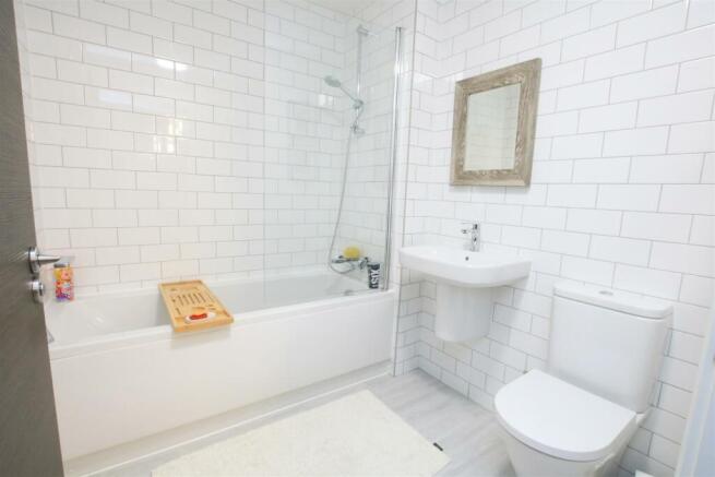 HOUSE BATHROOM
