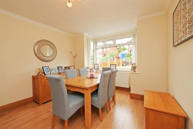 3 bed Semi-Detached for sale Image 4
