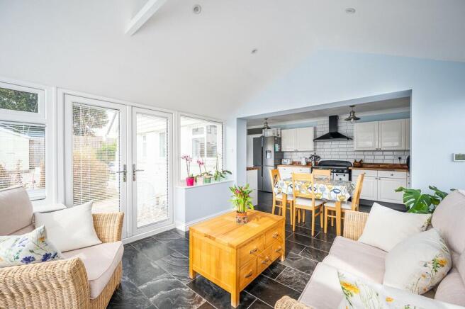 Kitchen / Family 