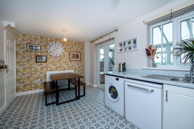 Dining kitchen