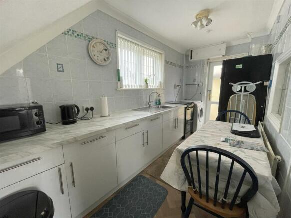 Kitchen/ Diner