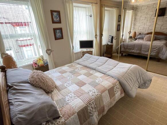 Bed 1