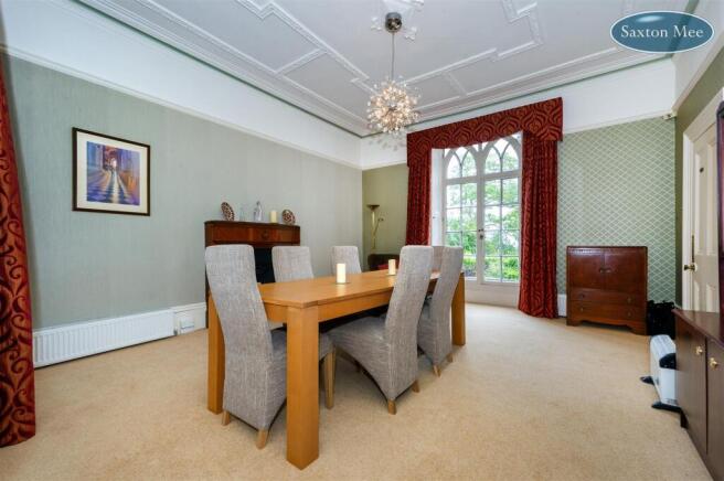 6 bed Detached for sale Image 12