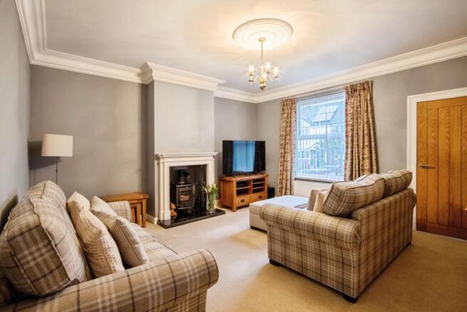 Back Green, Churwell, Morley, Leeds, LS27 photo 4