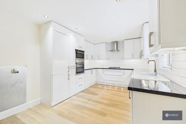 Waine Close, Buckingham, MK18 photo 4
