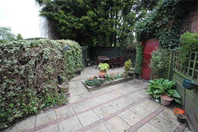 Photo 8