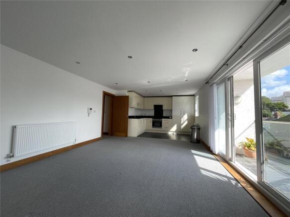 Lounge / Kitchen