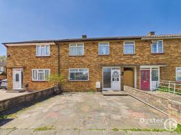 37, Meadfield, Edgware HA8 8XN