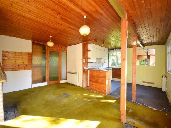 Kitchen/Lounge