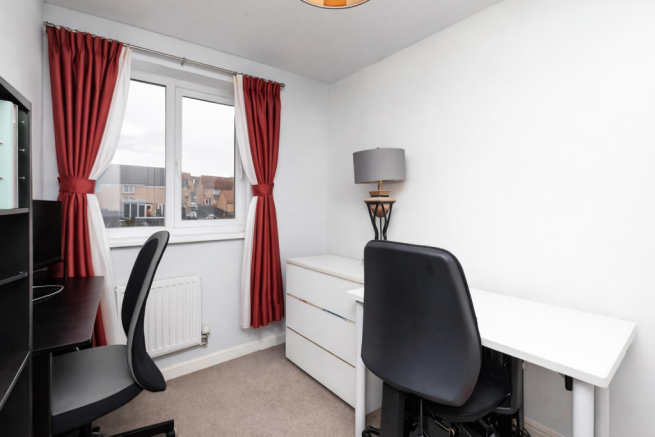 3 bed Detached for sale Image 9