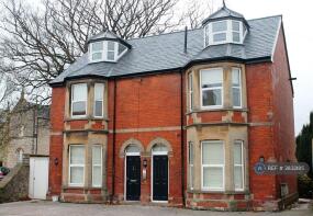 28, Glastonbury Road, Wells BA5 1TH