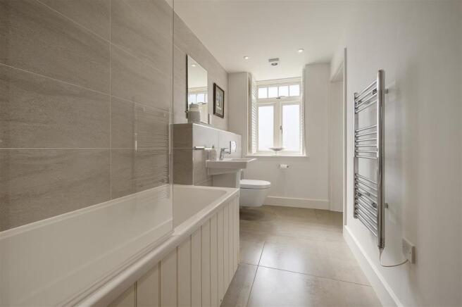 Annexe - Bathroom