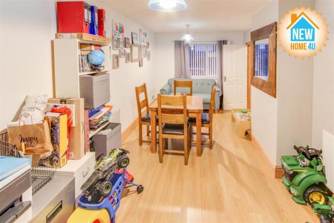 DINING ROOM: