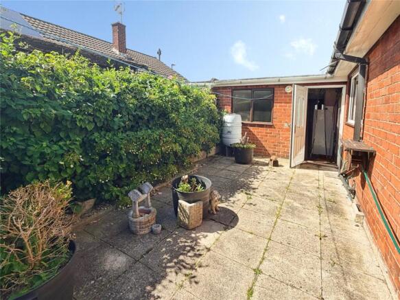 3 bed Bungalow for sale Image 8