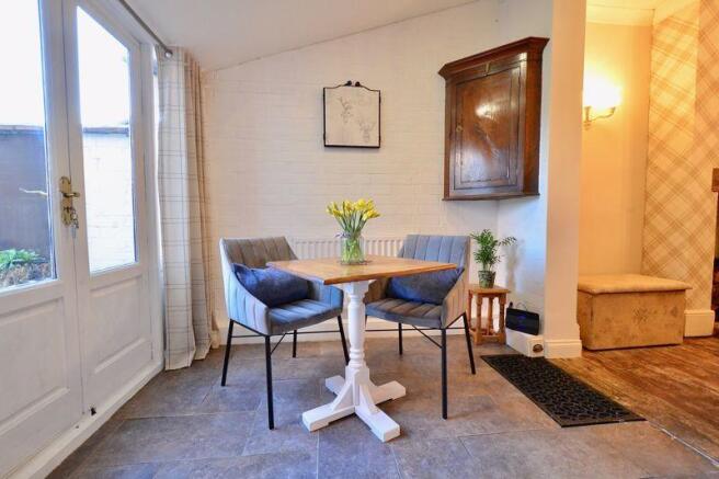 Breakfast Room