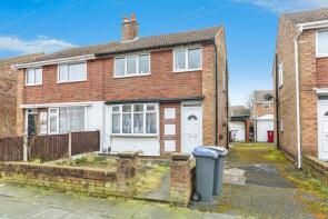 27, Dewhurst Avenue, Blackpool FY4 3EL