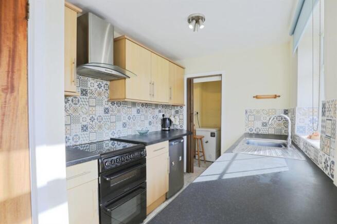Mordaunt Road, Wellesbourne, Warwick photo 4