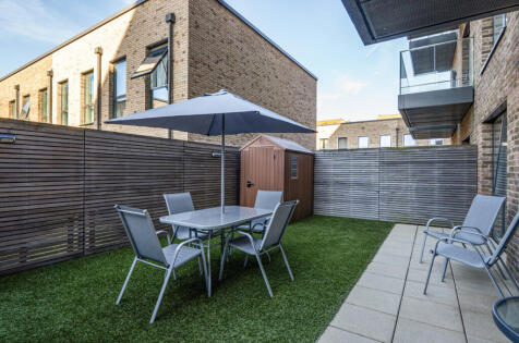 Hoy Close, Colindale Gardens, Colindale, NW9