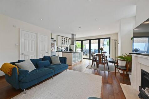 Stanlake Road, Shepherds Bush, London, W12