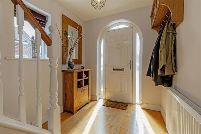 Entrance Hall-2.jpg