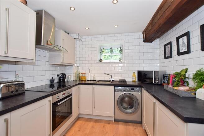 Kitchen/ Dining Area