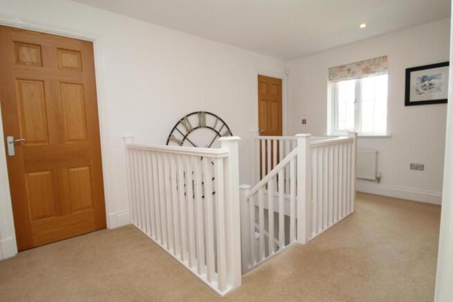 FIRST FLOOR LANDING