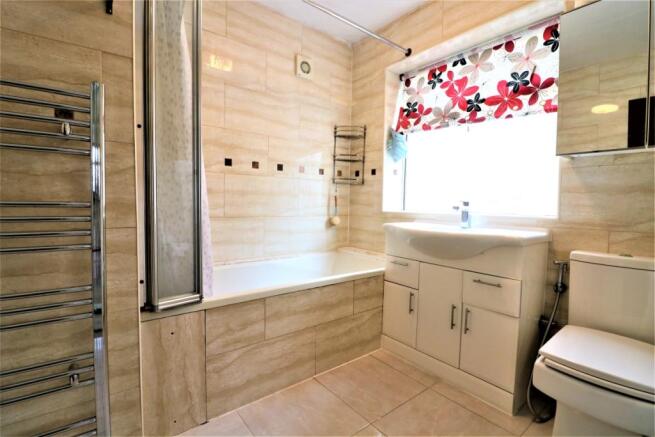 Family Bathroom/WC
