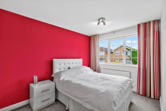 3 bed Detached for sale Image 8