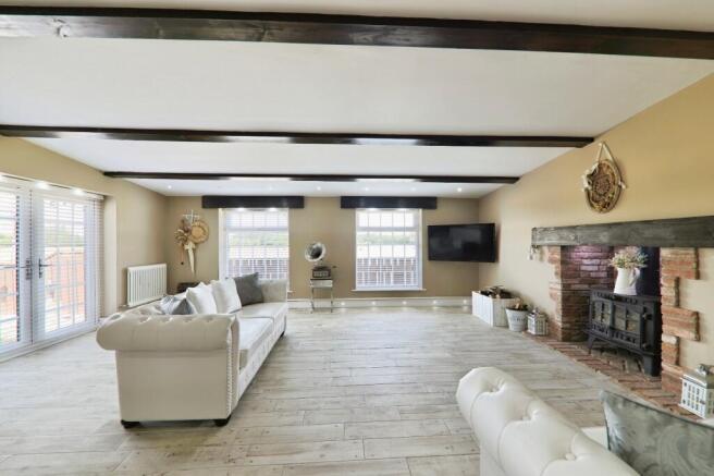4 bed Barn Conversion for sale Image 6