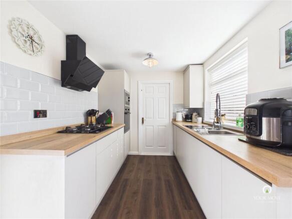 Fairfield, Longbenton, Newcastle upon Tyne, Tyne and Wear, NE12 photo 4