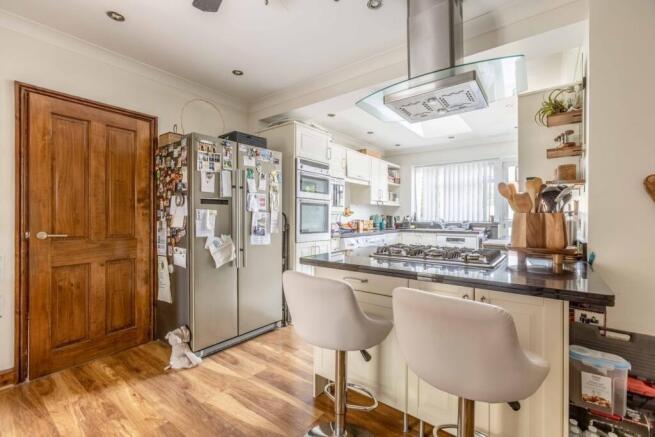 Kitchen/Breakfast Area