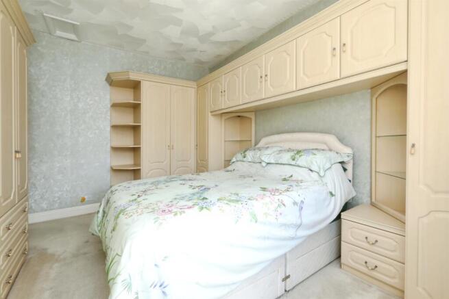 3 bed Semi-Detached for sale Image 10