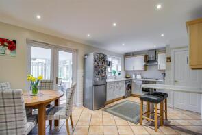 5, Ryecroft Farm Close, South Hiendley, Barnsley S72 9BF