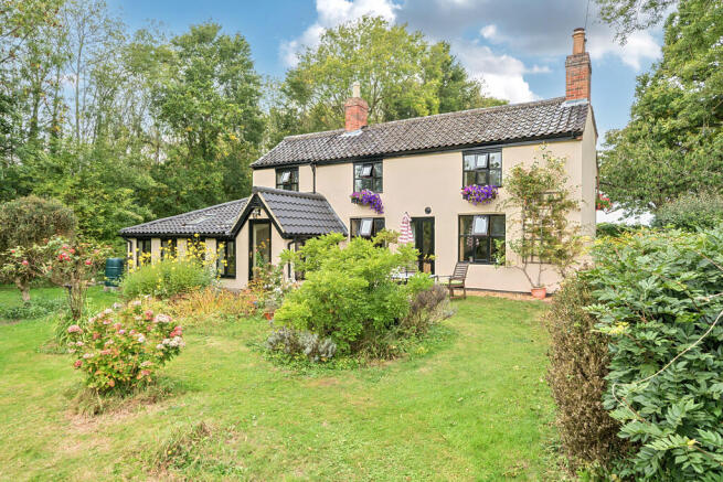 1358278-1-68dd5fe...