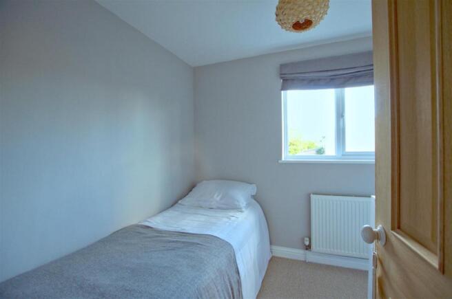 Bedroom 3.jpg