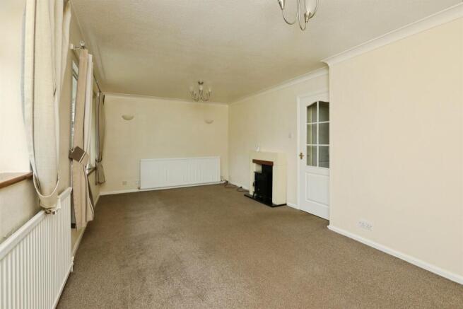 2 bed Detached Bungalow for sale Image 6
