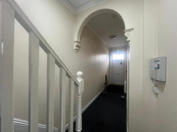 5 bed Terraced for sale Image 6