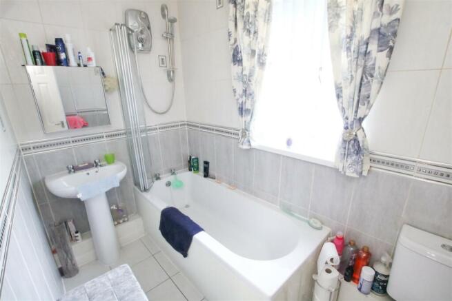 HOUSE BATHROOM