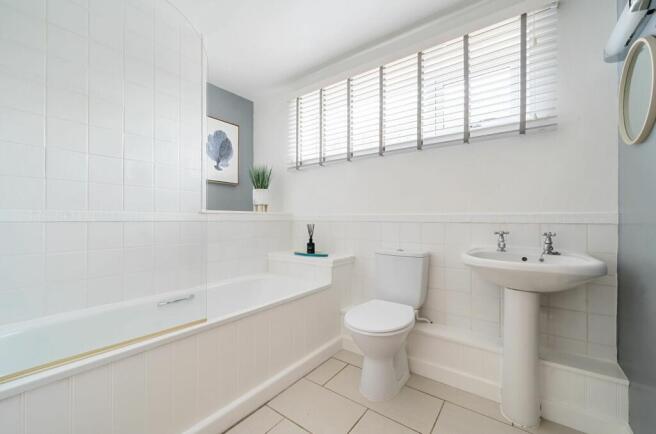 Bathroom and En-suites