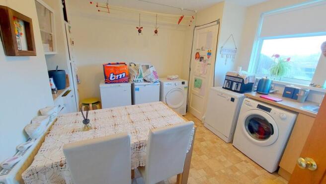 imageedit_1_8645077305.jpg