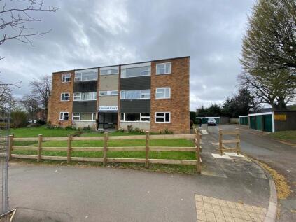 6 Chestnut CourtAvenue RoadMalvernWorcestershire