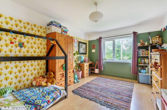 Bedroom 2 (Double)