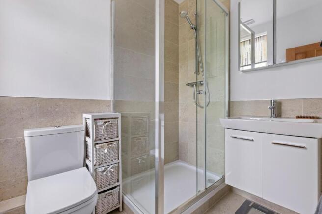 4 bed Semi-Detached for sale Image 8